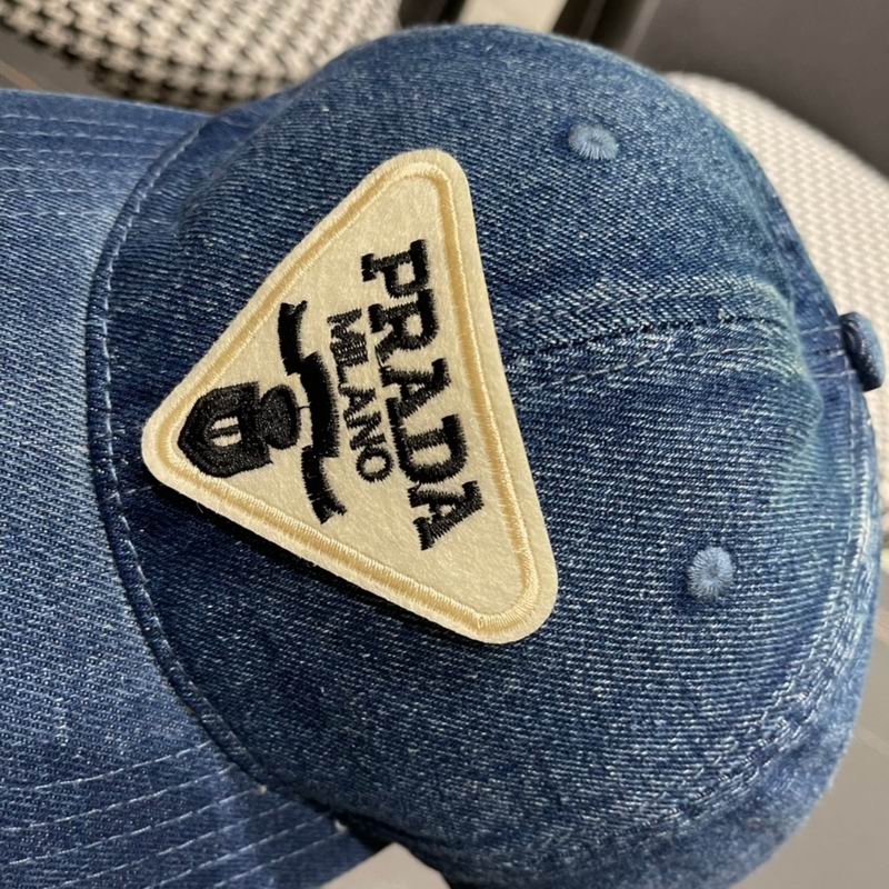 Prada cap (475)