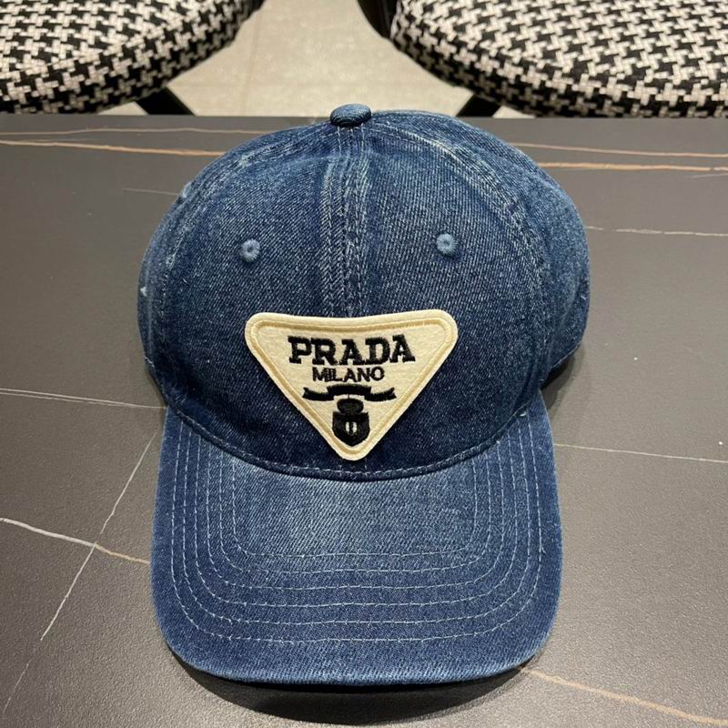 Prada cap (478)