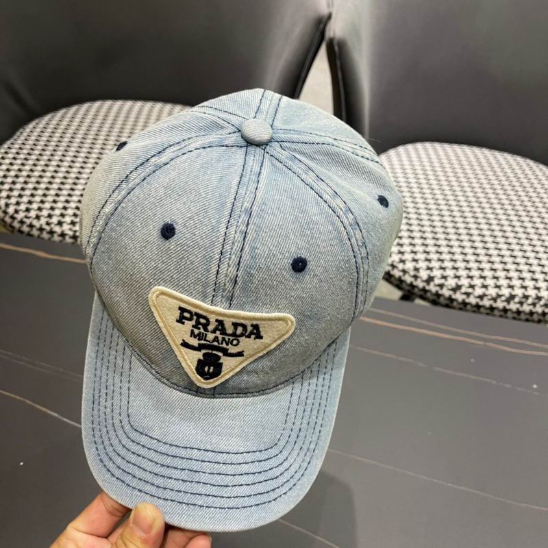 Prada cap (484)