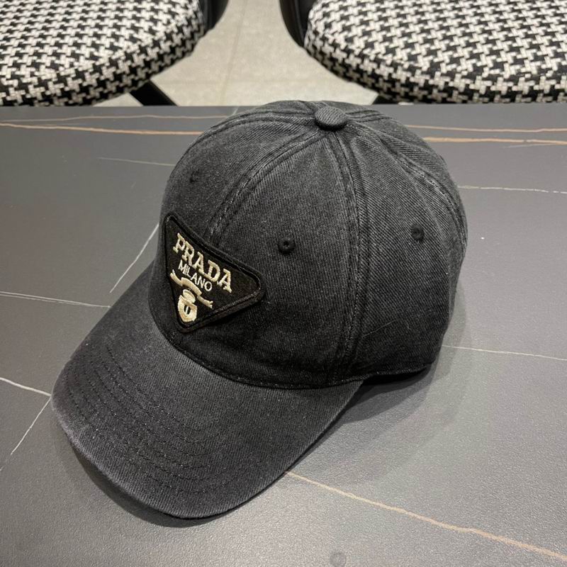 Prada cap (497)