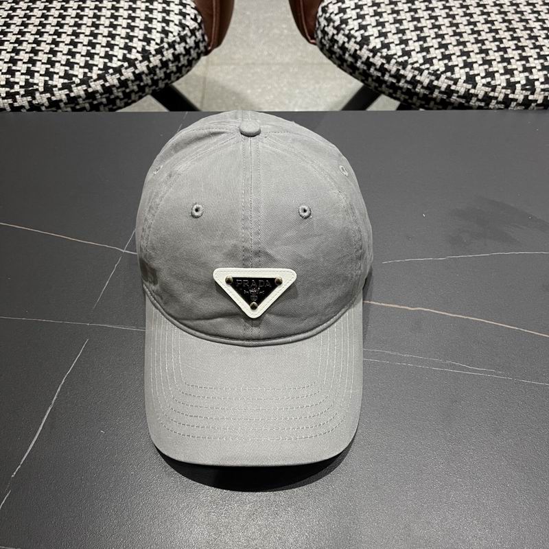 Prada cap (560)