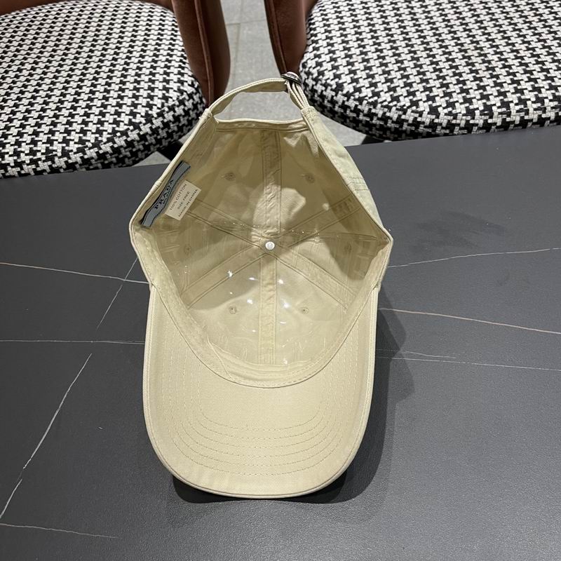 Prada cap (566)