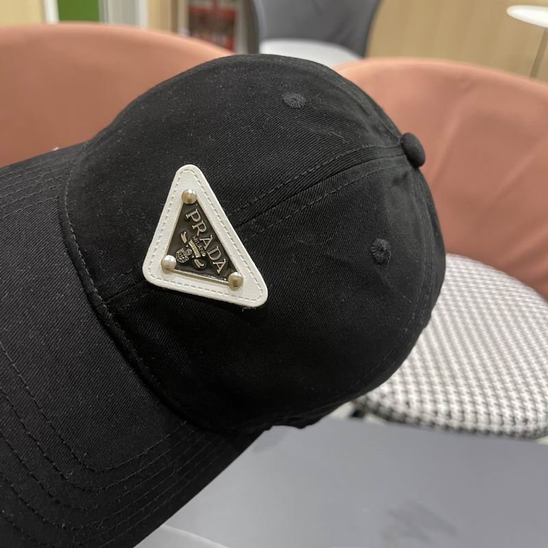 Prada cap (579)