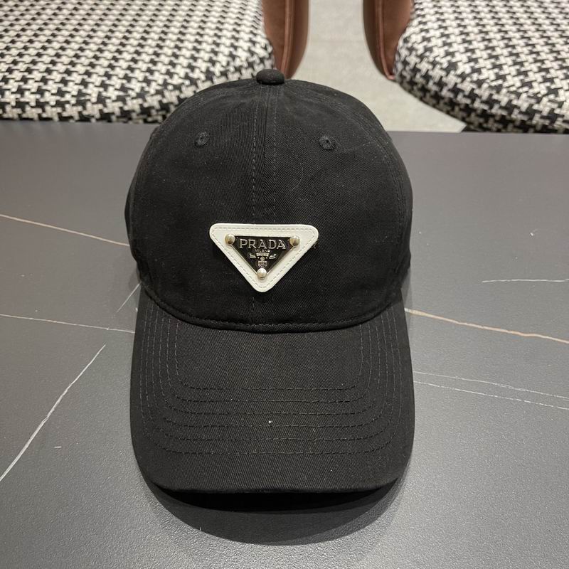 Prada cap (585)