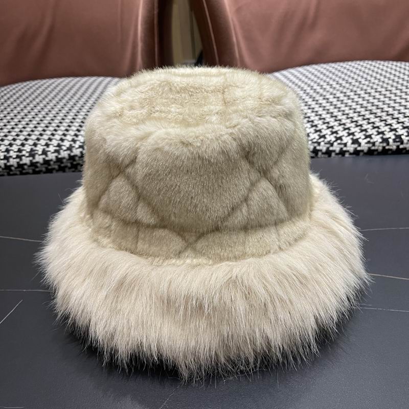 Prada hat (386)