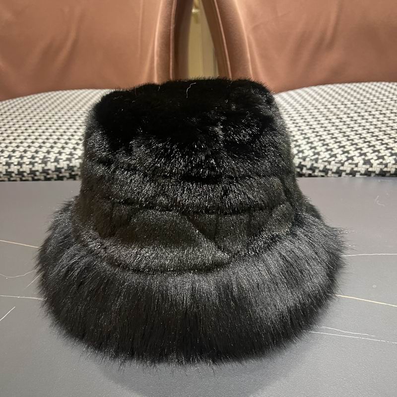 Prada hat (398)