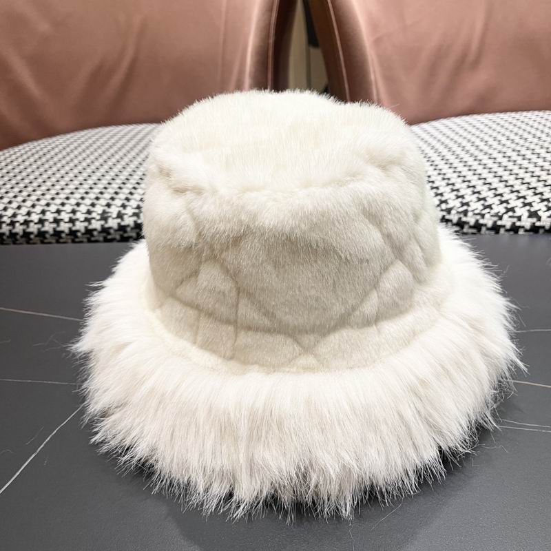 Prada hat (407)