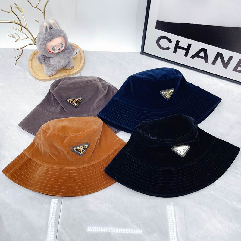 Prada hat dx (1)