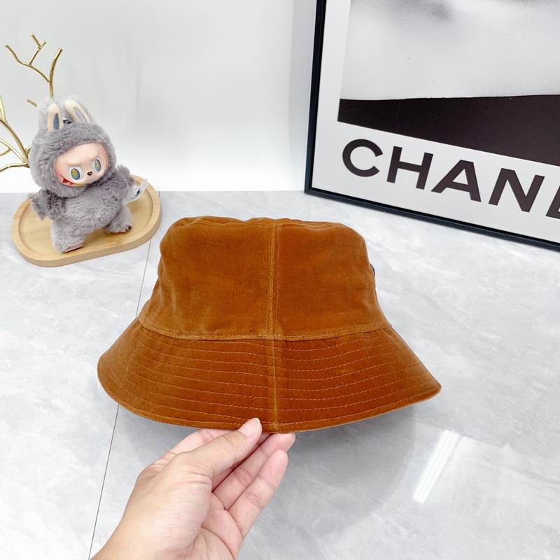Prada hat dx (13)