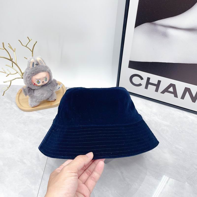Prada hat dx (21)