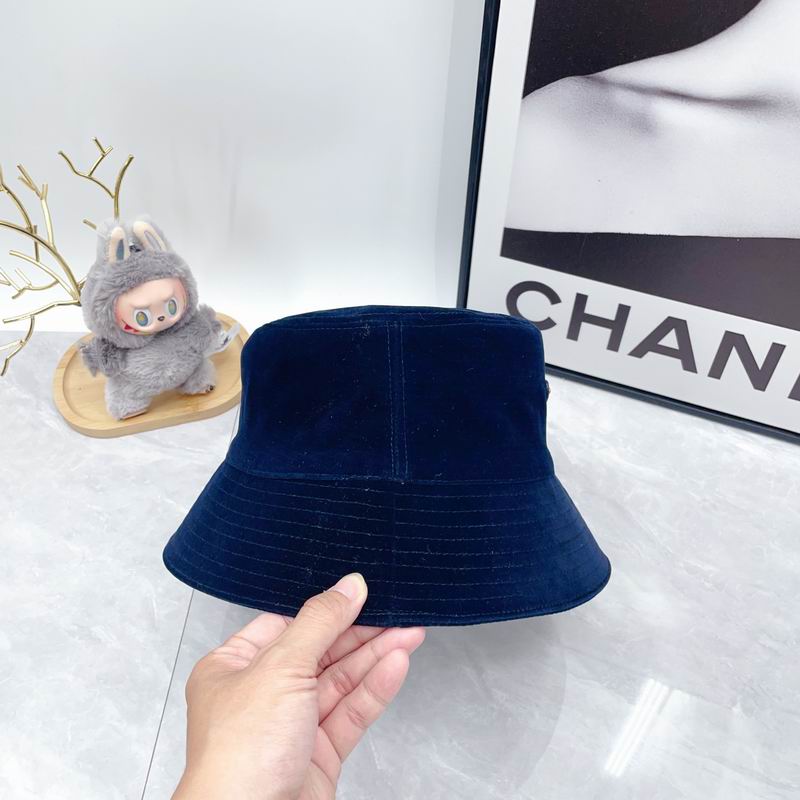 Prada hat dx (22)
