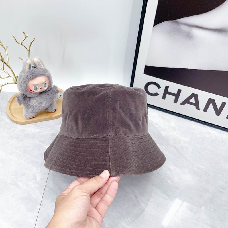 Prada hat dx (4)