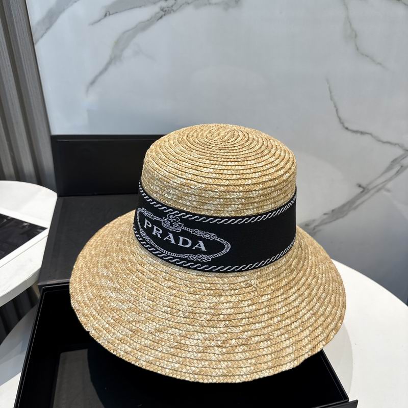 Prada top hat (418)