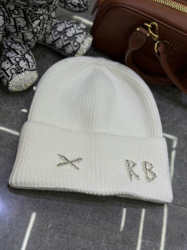 RB Hat dx (1101)