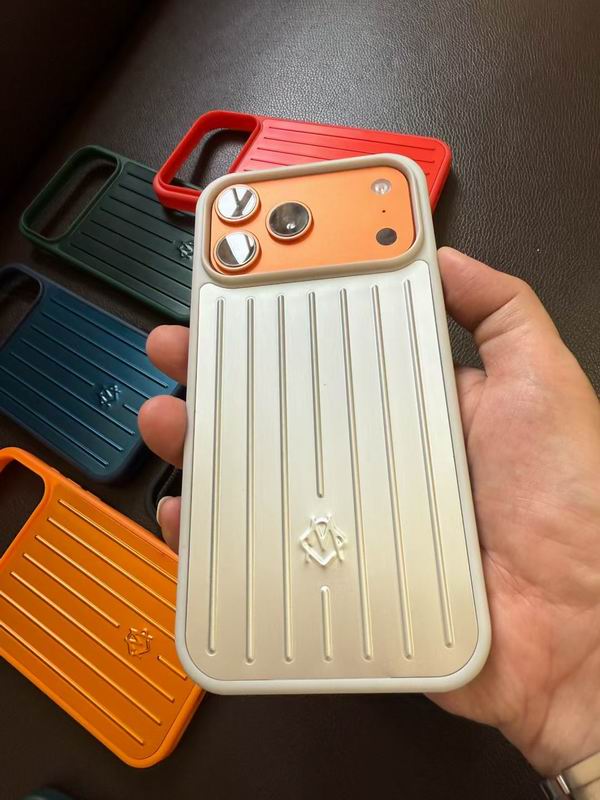 Rimowa phone shell 18 (1)