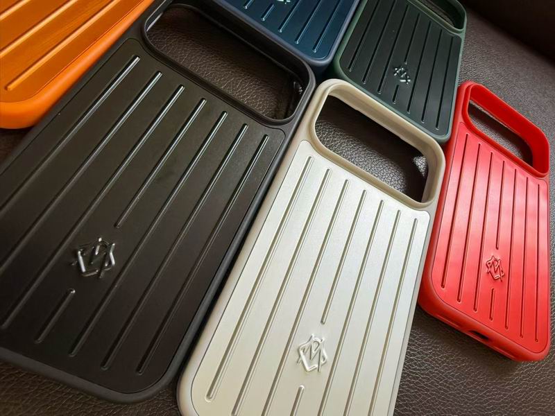 Rimowa phone shell 18 (3)