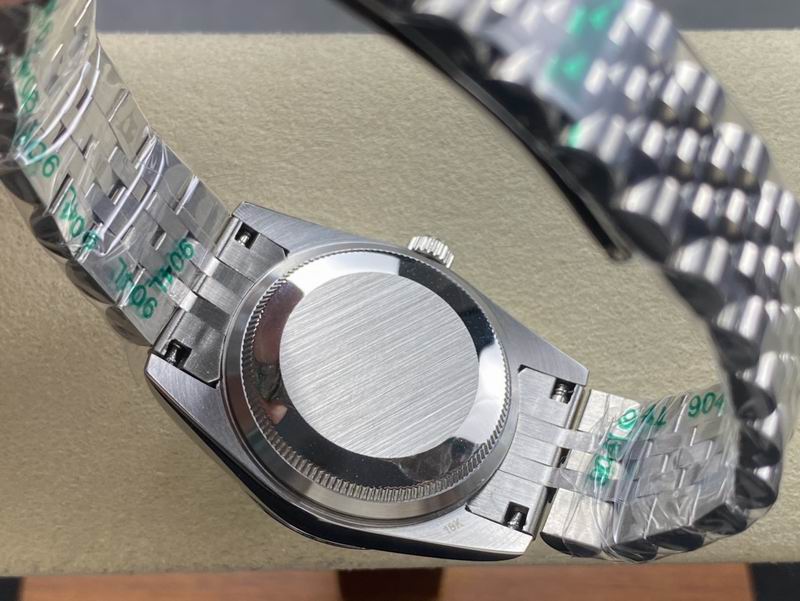 Rolex 31mm 06-Date Just (2)