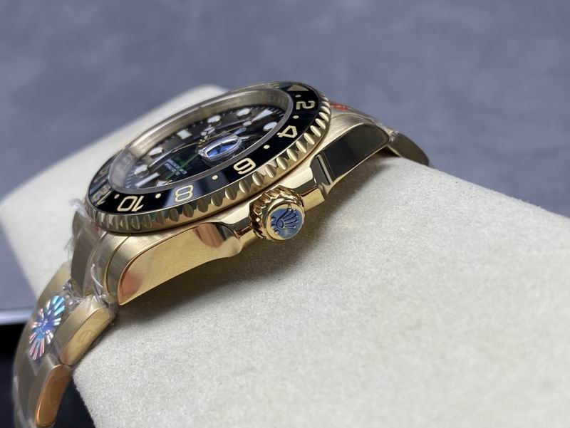 Rolex 40mm 15-GMT (3)