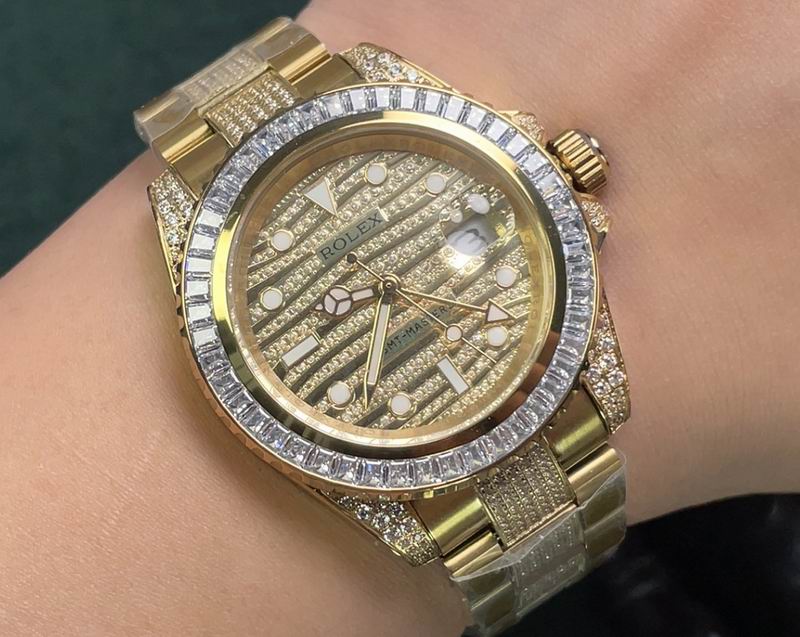 Rolex 40mm 19-GMT (2)