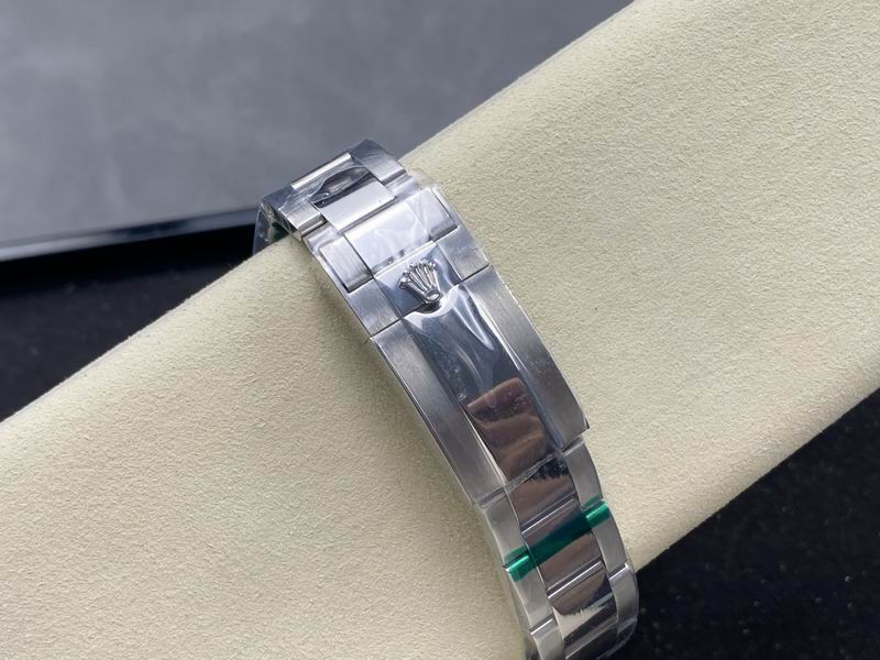 Rolex 40mm 23-Daytona (1)