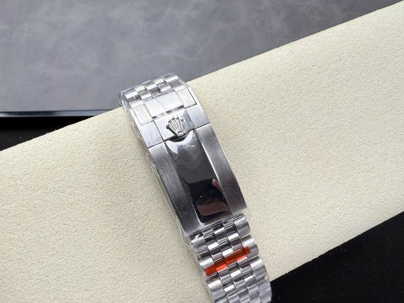 Rolex 40mm 26-GMT (1)