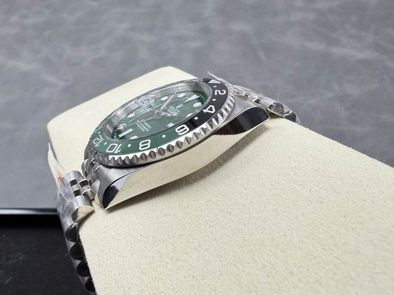 Rolex 40mm 26-GMT (4)