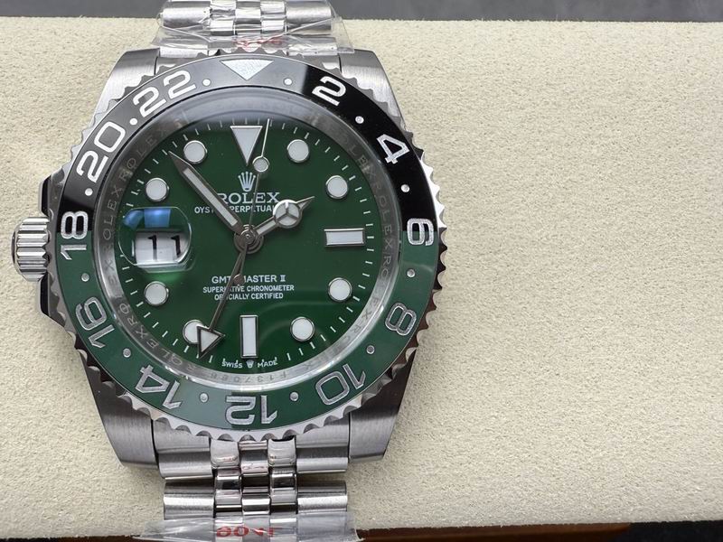 Rolex 40mm 26-GMT (8)