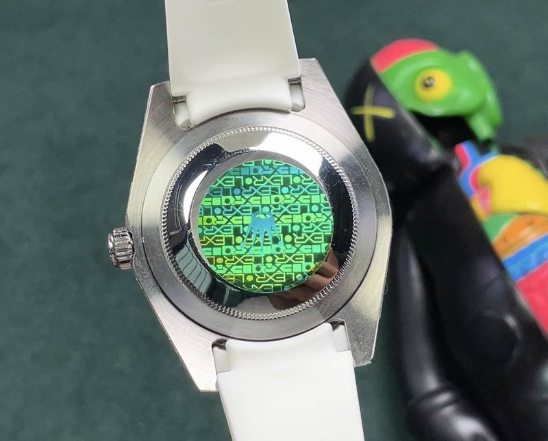 Rolex 40mm 32-sub (3)