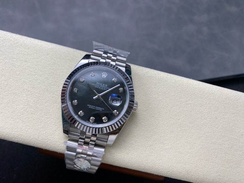 Rolex 41mm 20-Date Just (1)