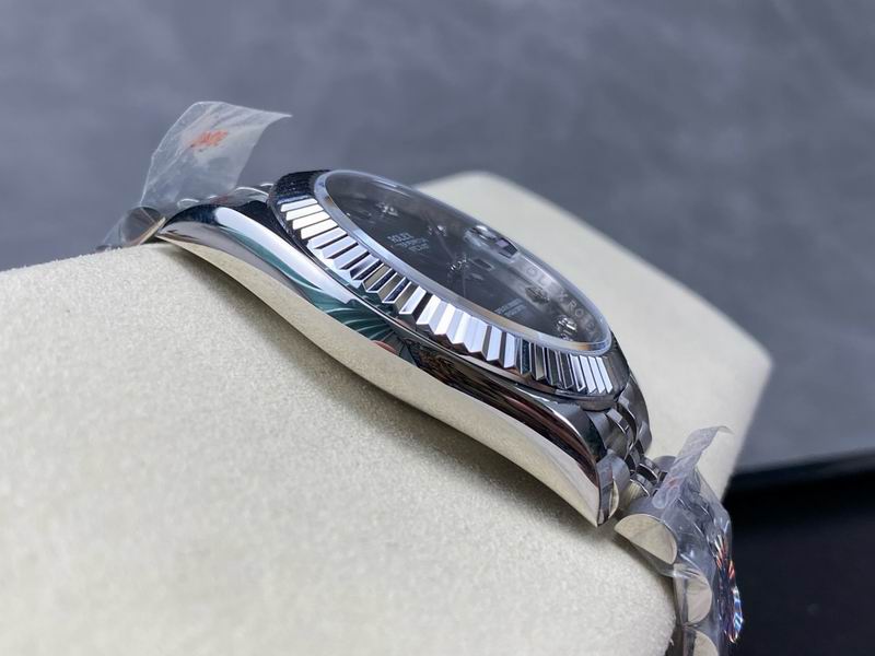 Rolex 41mm 20-Date Just (2)