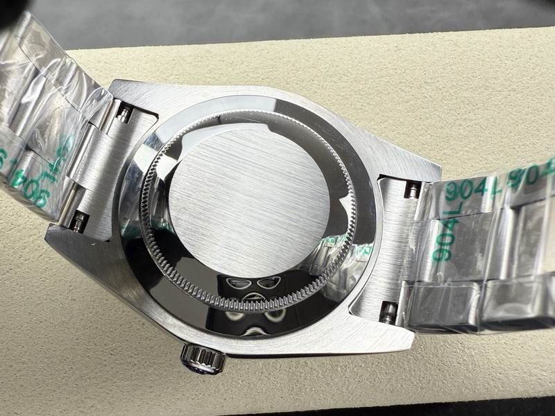 Rolex 41mm 30-Oyster Perpetual (12)