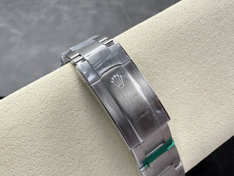 Rolex 41mm 30-Oyster Perpetual (20)