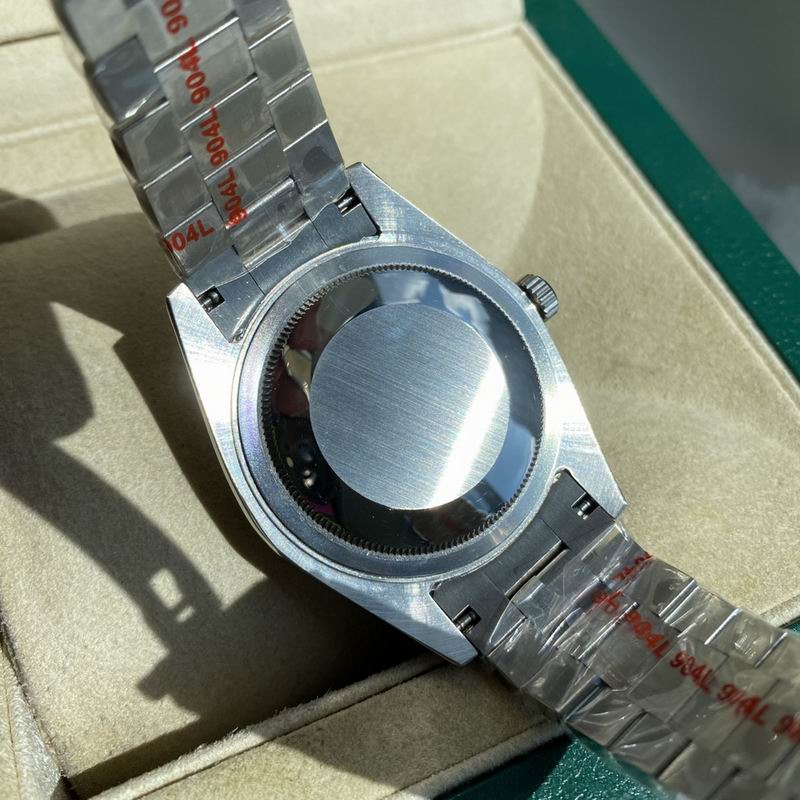 Rolex 41mm 34-Day Date (38)