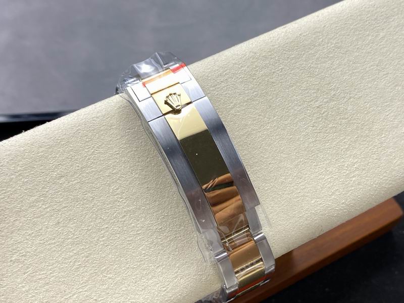 Rolex 44mm 13-Sea Dweller (1)