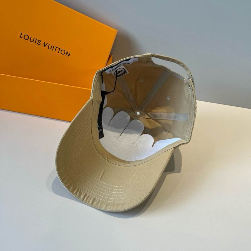 Stone Island Cap (735)