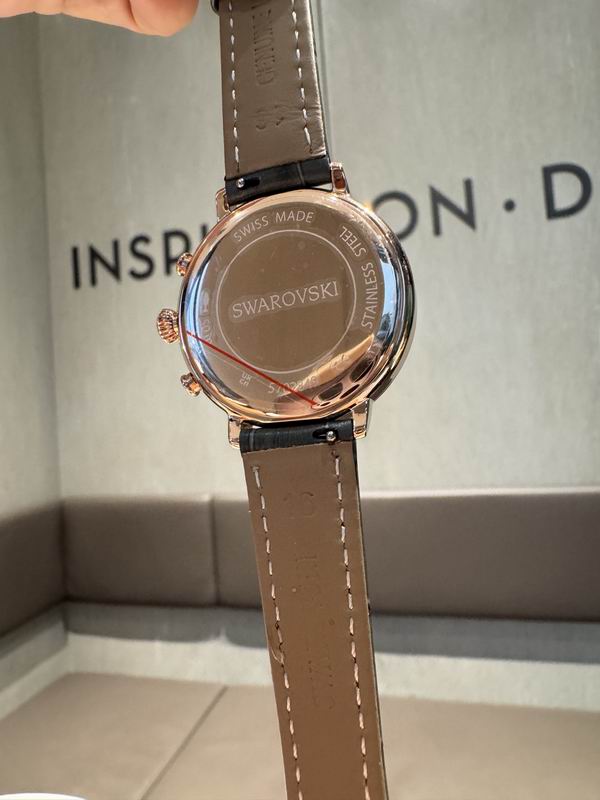 Swarovski 36mm 25 (10)