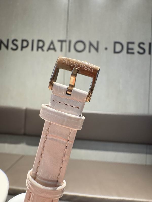 Swarovski 36mm 25 (4)