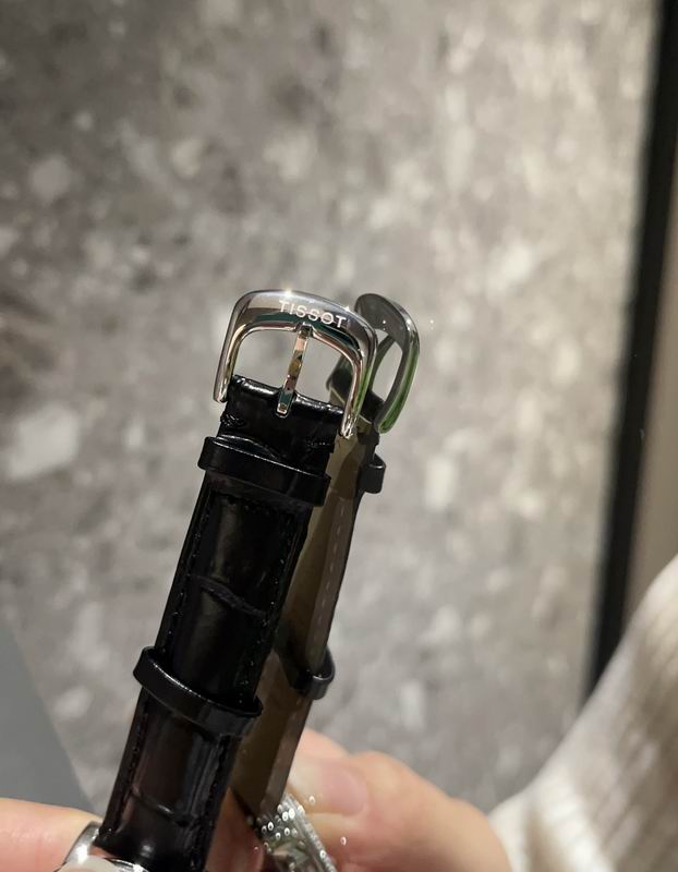 Tissot W30mm M40mm 59 (1)