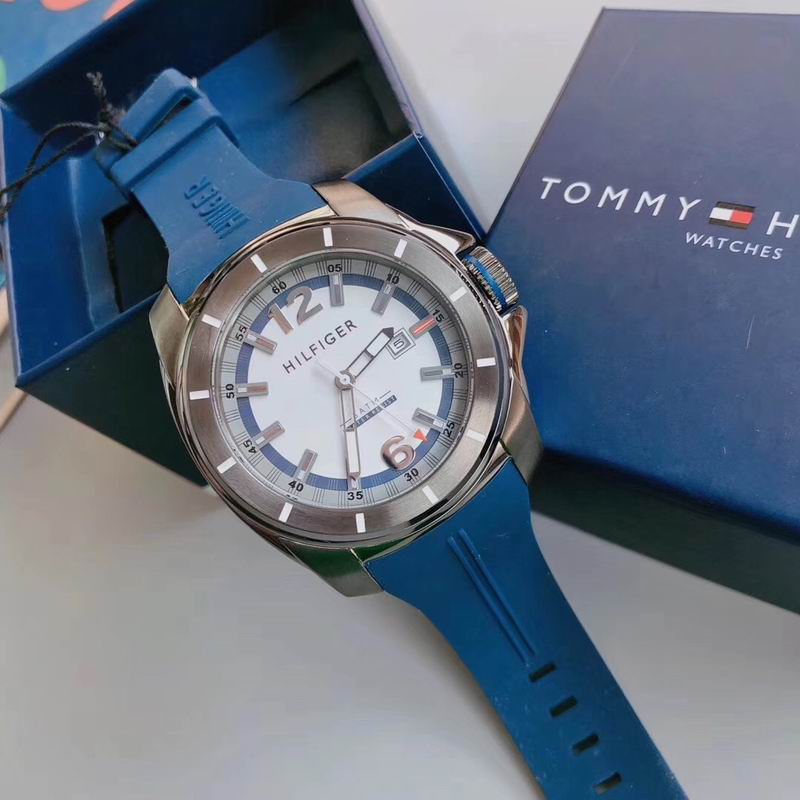 Tommy 44mm 40 (34)