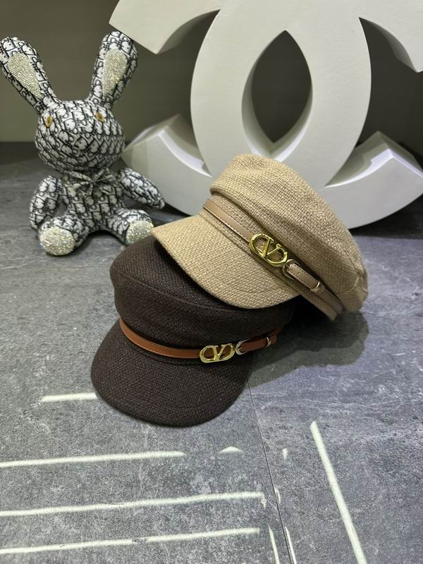 Valentino Cap dx (121)