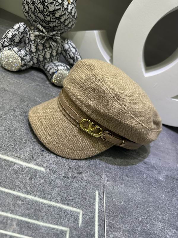 Valentino Cap dx (124)