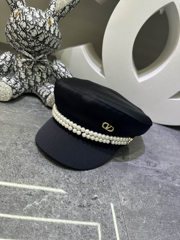 Valentino Cap dx (156)