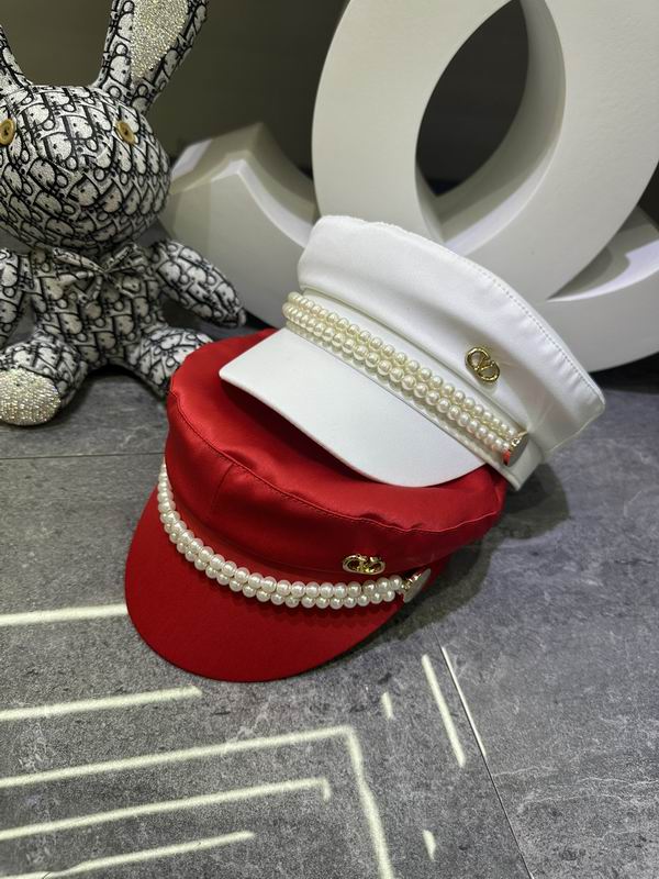 Valentino Cap dx (157)
