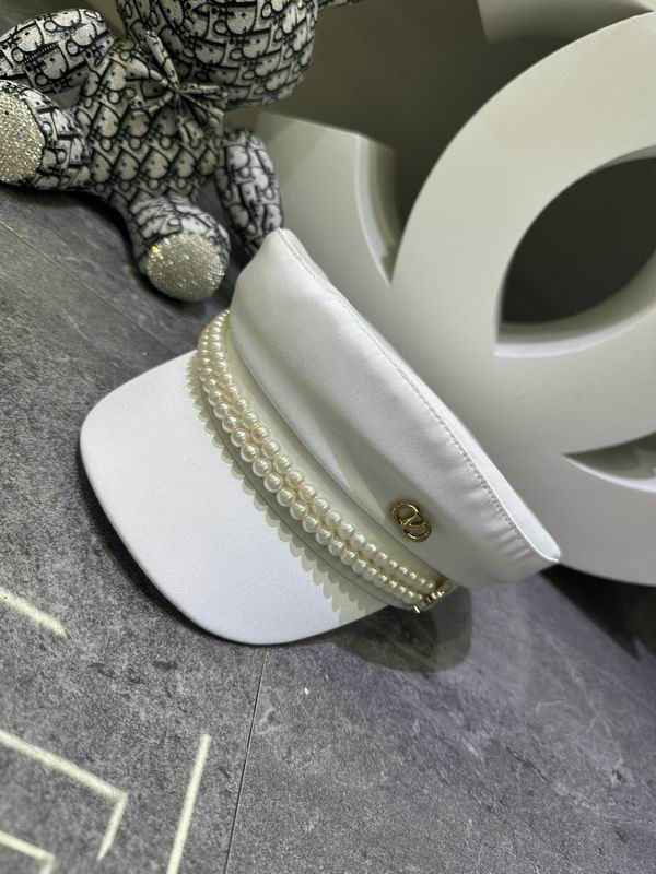 Valentino Cap dx (476)