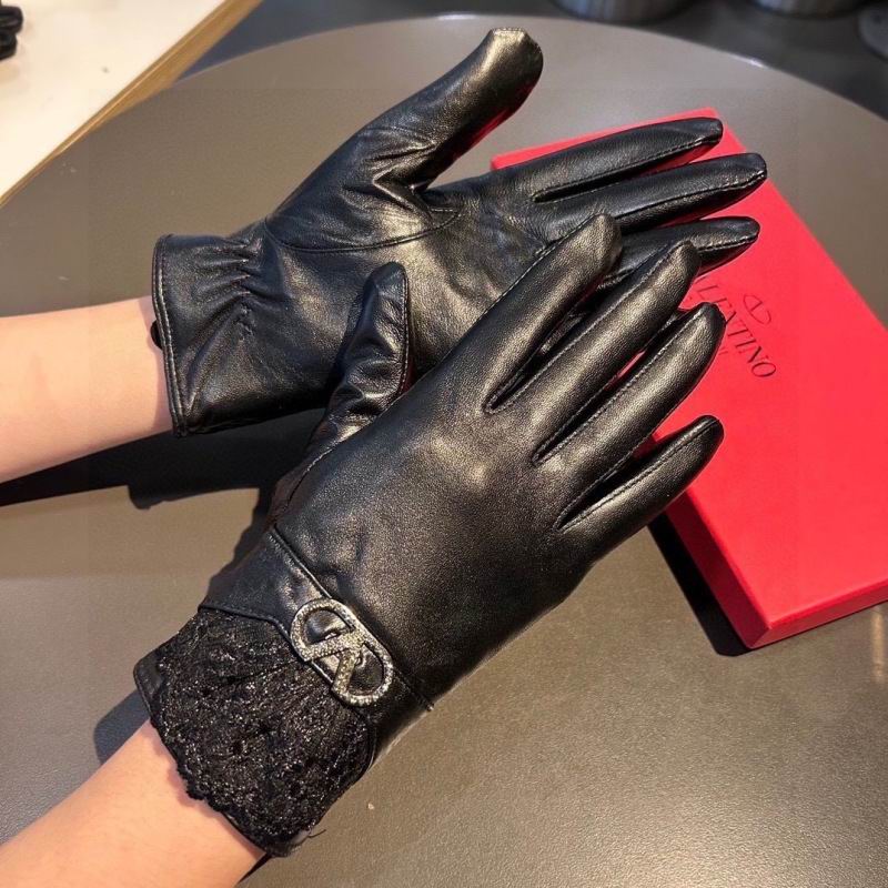 Valentino Gloves hm (16)