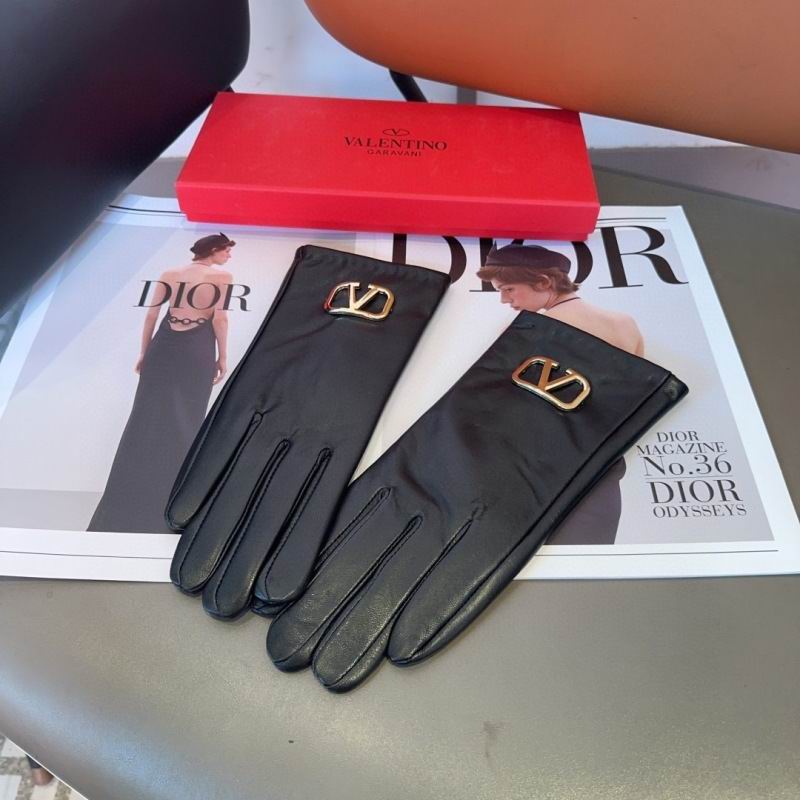 Valentino Gloves hm (24)