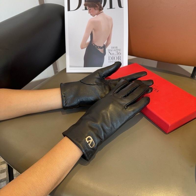 Valentino Gloves hm (31)