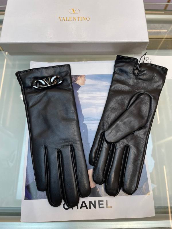 Valentino Gloves hm (35)