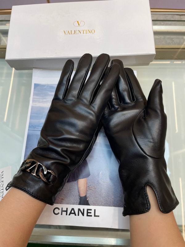 Valentino Gloves hm (37)