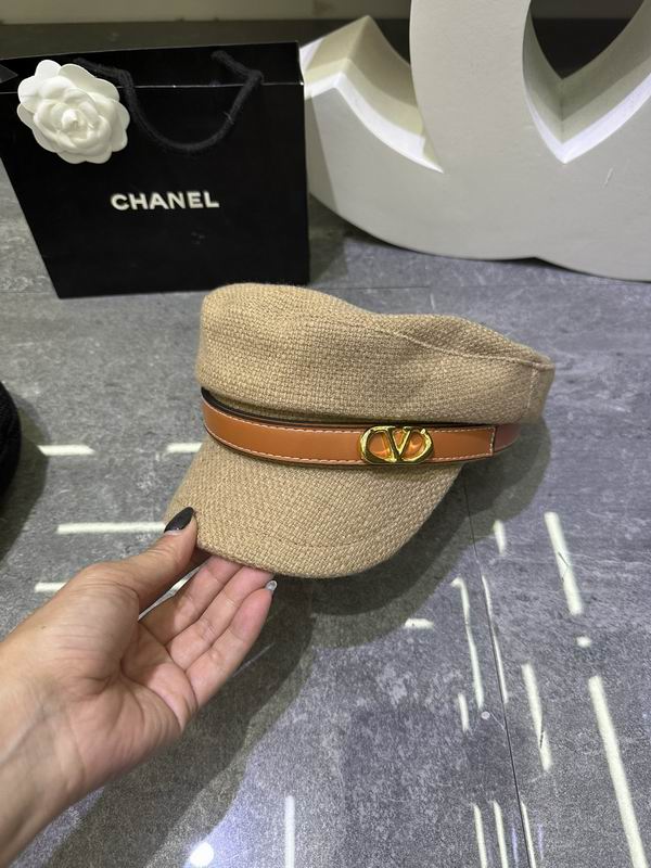 Valentino cap dx (777)